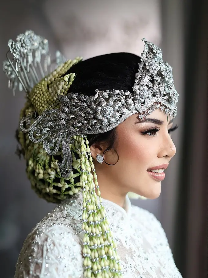 Anna menikah dengan Angga Wijaya pada Jumat (23/6/2023). (Foto: Instagram/aldiphotoofficial)