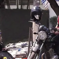 Kisah ini sungguh luar biasa. Seorang pengemis di Brasil ternyata mampu menulis banyak puisi dan cerita pendek yang Indah. KEREN!