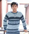 Angga Aldi, aktor pendatang baru yang berhasil memikat perhatian para penggemarnya, terutama para wanita remaja. Belakangan, dikabarkan Syifa Hadju yang menjadi lawan mainnya mulai terpikat dengan paras tampan Angga. (Adrian Putra/Bintang.com)