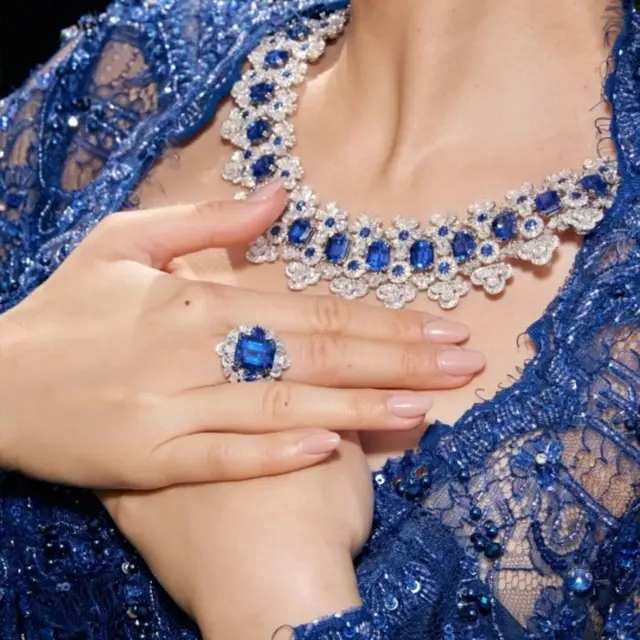 Model Perhiasan Blue Saphire yang Dipakai dari Maia Estianty sampai Ratu Diana/ merdeka.com