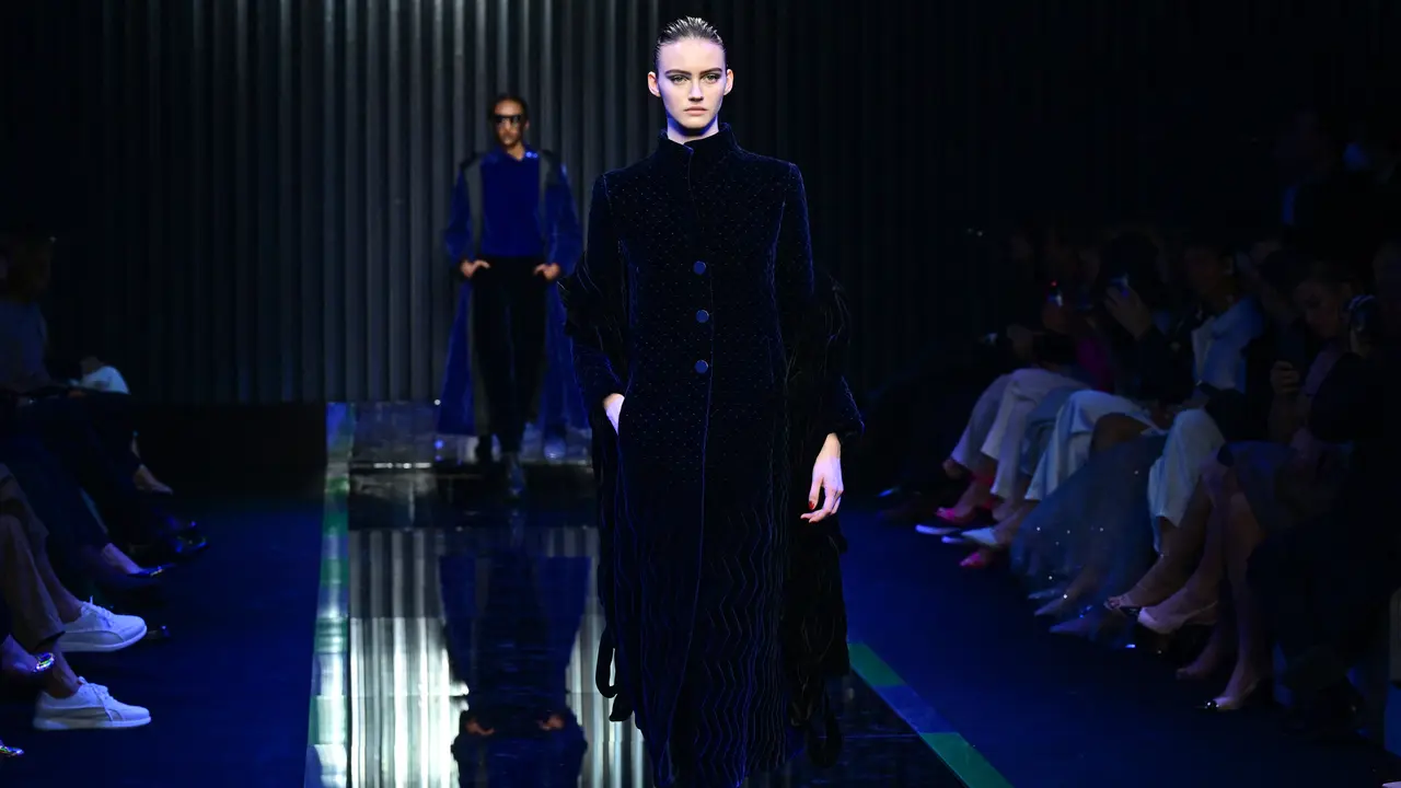 Fashion Show Sunyi Persembahan Armani untuk Ukraina