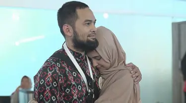 Menikah di tahun 2013 silam, pasangan yang beda usia 7 tahun ini dikenal adem ayem dan harmonis. Keduanya juga selalu terlihat mesra dalam berbagai kesempatan. (Liputan6.com/IG/shireensungkar)