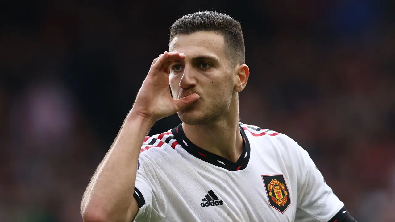 Foto: Selebrasi Gol Perdana Diogo Dalot di Liga Inggris, Bawa MU Menang 2-0 atas Nottingham Forest