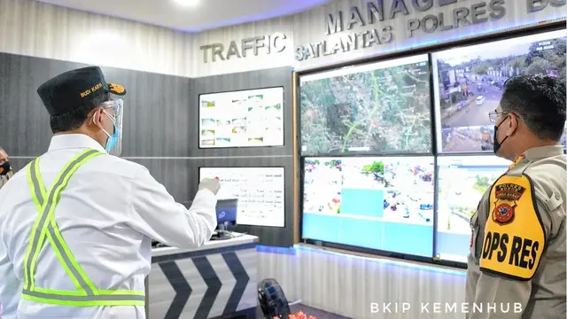 Menteri Perhubungan (Menhub) Budi Karya Sumadi