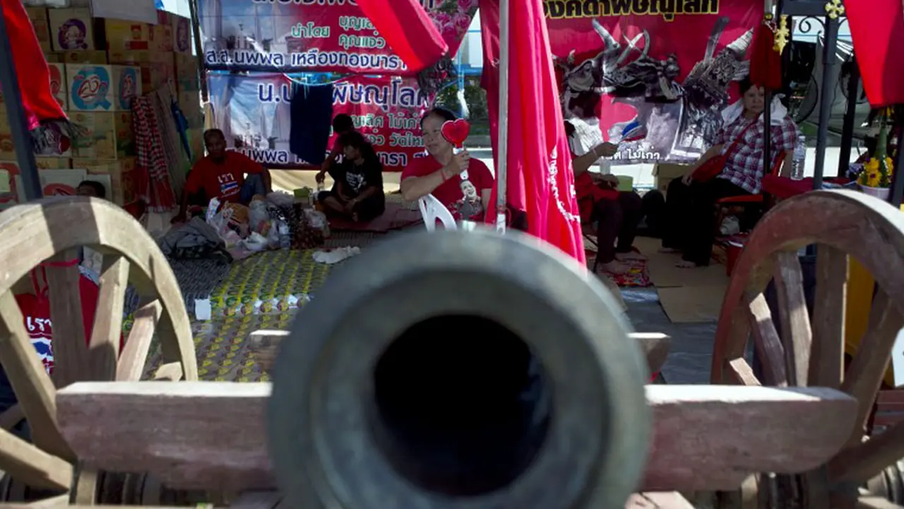 Belum Kondusif, Militer Thailand Terus Berjaga