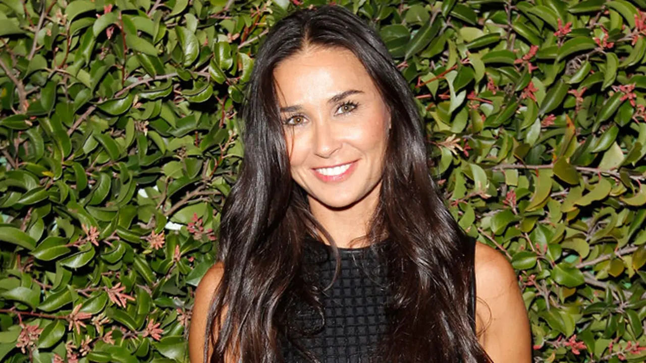  Demi Moore