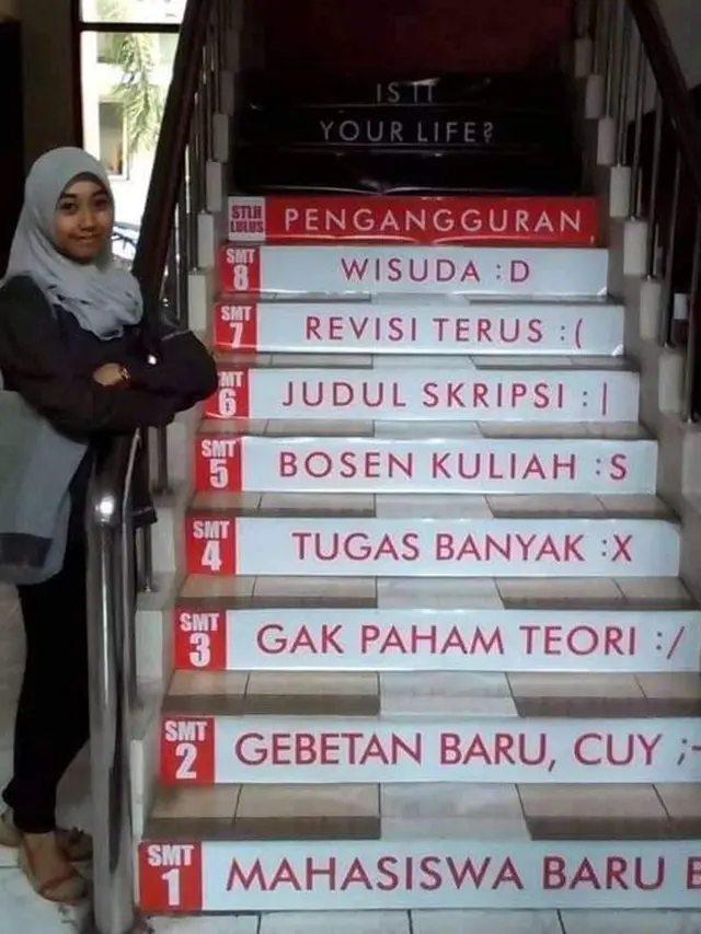 6 Tulisan di Tangga Kampus Ini Bikin Mahasiswa Senyum Nyengir