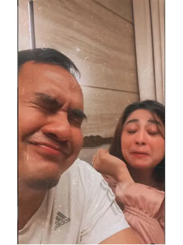 6 Potret Keakraban Dewi Perssik dan Saipul Jamil di Momen Sahur Bersama