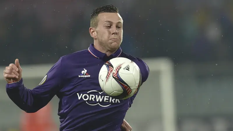 Winger Fiorentina asal Italia, Federico Bernardeschi, segera hengkang ke Juventus. (AFP/Andreas Solaro)