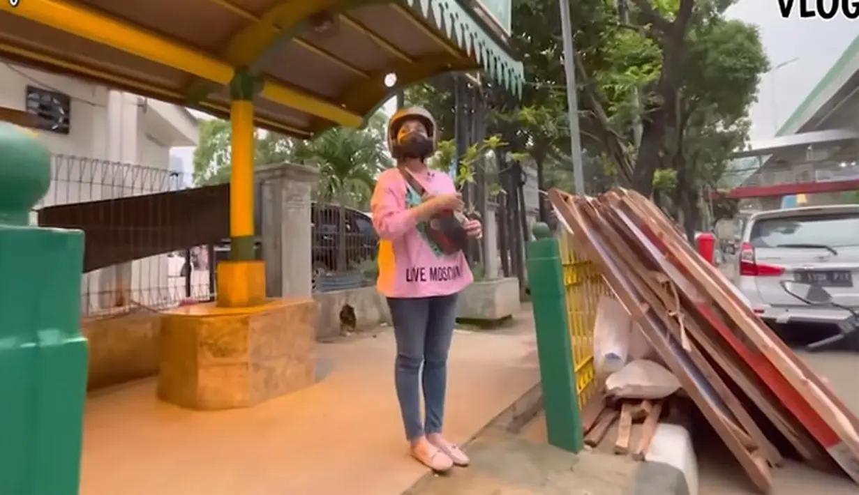 Ussy Sulistiawaty (YouTube/Ussy Andhika Official)