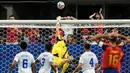 Total Vozinha melakukan tujuh save pada laga ini. Dua save yang dilakukan Vozinha bahkan sangat krusial menit ke-39. Bayangkan Timnas Spanyol punya dua kans sekaligus untuk mencetak gol tapi bisa digagalkan Vozinha. (AP Photo/Mike Stewart)