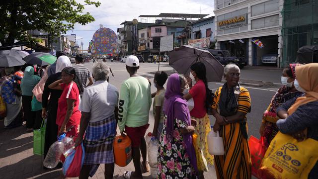 Potret Kelangkaan Gas untuk Memasak di Sri Lanka-AP 4