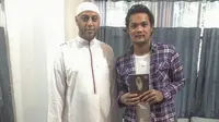 Virgoun Kenang Sosok Syekh Ali Jaber yang Menuntunnya Bersyahadat. (instagram.com/virgoun_)