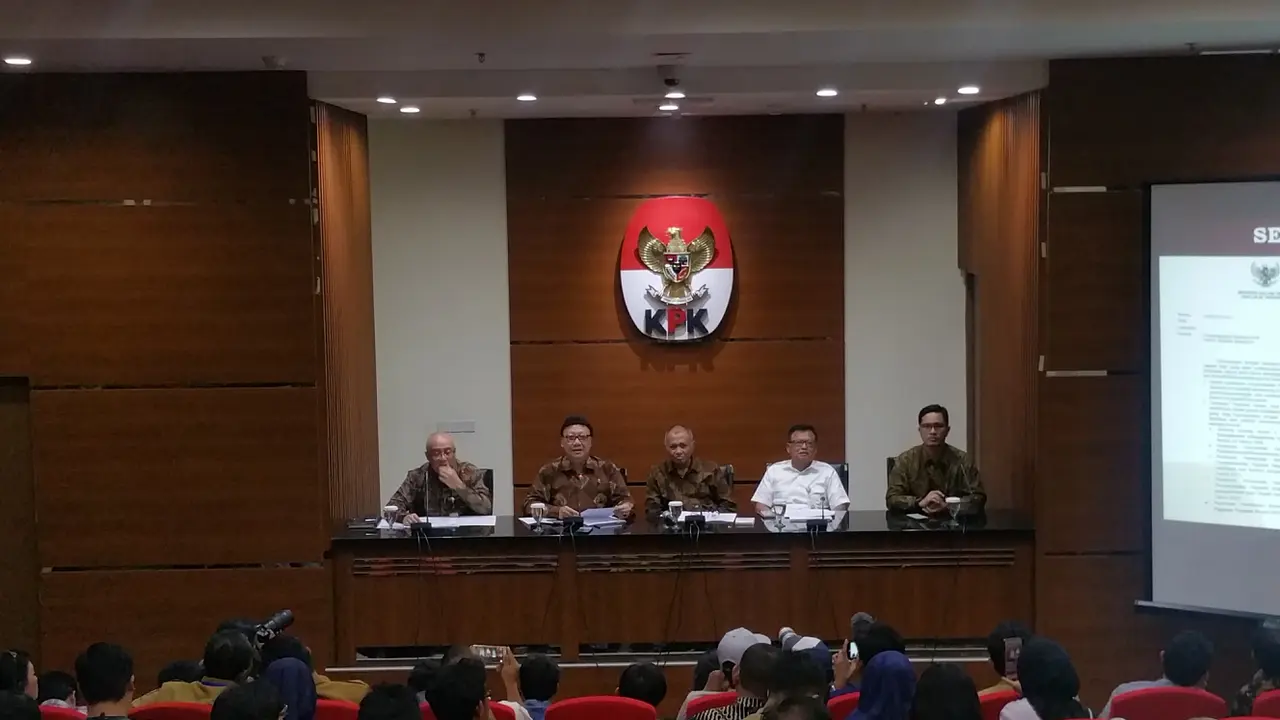 Ketua KPK memberi keterangan bersama Kepala BKN (Liputan6.com/Nanda Perdana)