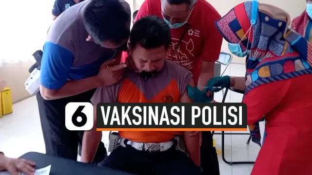 VIDEO: Tingkah Polisi Yang Takut Divaksin Covid-19