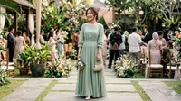 8 Tren Model Dress Simple Elegan Panjang untuk Kondangan 2026, Tampil Memukau