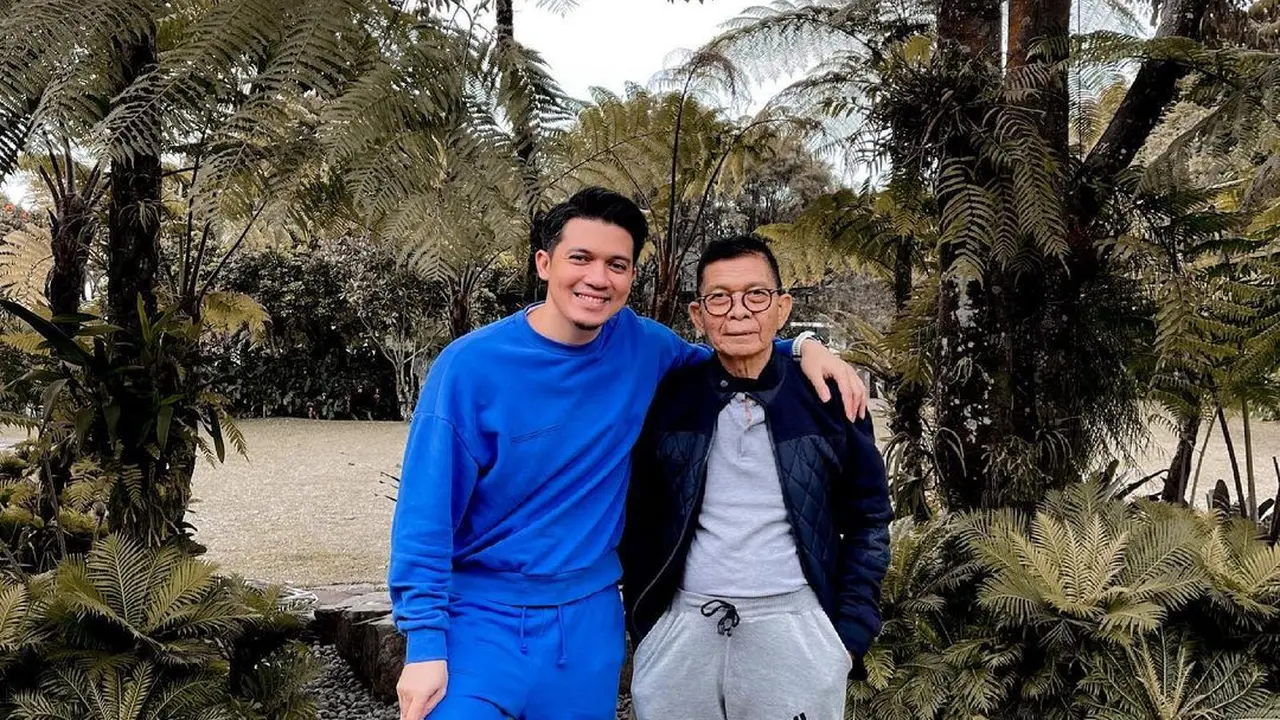 Irwansyah dan Umar Effendi. (Foto: Instagram @irwansyah15)