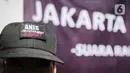 Massa yang menamakan diri Suara Rakyat Bersatu menggelar unjuk rasa di depan Balai Kota DKI Jakarta, Selasa (14/1/2020). Mereka menuntut Gubernur DKI, Anies Baswedan turun dari jabatannya, karena dinilai gagal dalam mengatasi banjir Jakarta di awal 2020. (Liputan6.com/Faizal Fanani)