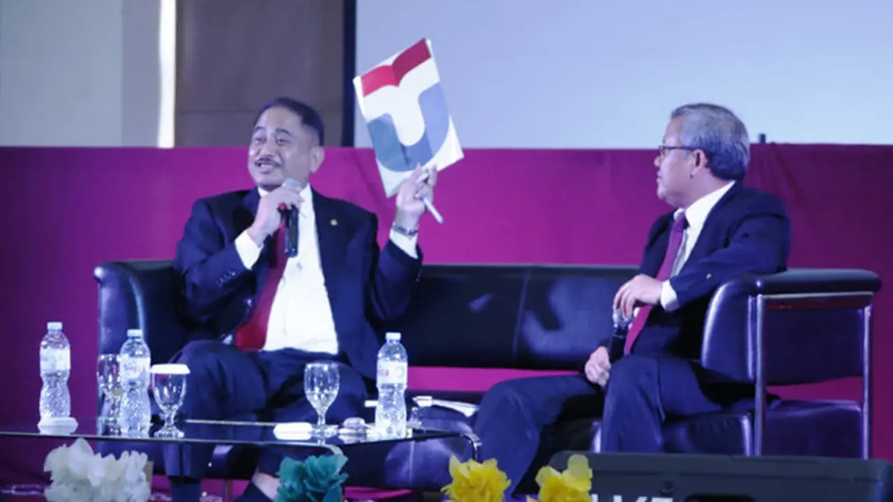Di Telkom University, Menpar Bahas Pariwisata Sebagai Core Economy Indonesia