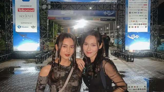 Potret Cantik Ersya Aurelia saat Nonton Konser NIKI Buzz World Tour (credit: instagram/ersyaurel)