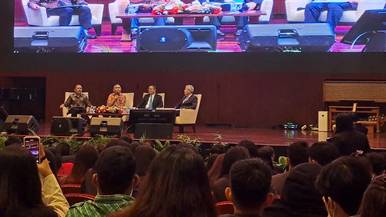 Dalam Konferensi Tingkat Tinggi (KTT) ASEAN di Kamboja pada 13 November 2022, Indonesia mendapatkan mandat untuk memegang Chairmanship ASEAN 2023.