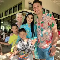 Saat ini, anak bungsu Titi Kamal dan Christian Sugiono, Kai Attar Sugiono sedang berbahagia.