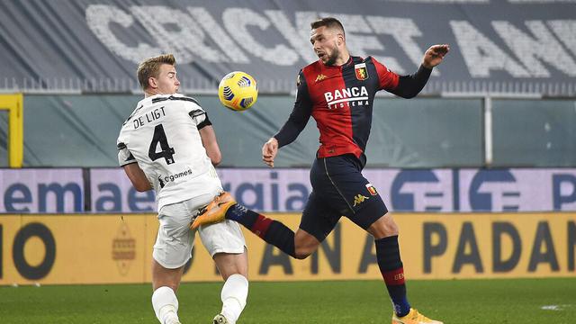 FOTO: Cristiano Ronaldo Borong Dua Gol, Juventus Masih Terlalu Tangguh Bagi Genoa