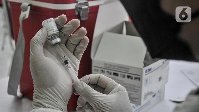 FOTO: Capaian Vaksinasi Booster COVID-19 Jakarta Masih Rendah