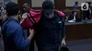 Selain pidana penjara, Heru Hanindyo  juga dikenakan denda sebesar Rp500 juta subsider dengan tiga bulan penjara. (Liputan6.com/Herman Zakharia)