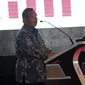 Menko Perekonomian Darmin Nasution saat memberikan paparan dalam pembukaan seminar Komite Ekonomi dan Industri Nasional (KEIN) di Jakarta, Rabu (17/1). Seminar tersebut bertemakan "Mengelolah potensi Ekonomi 2018". (Liputan6.com/Faizal Fanani)