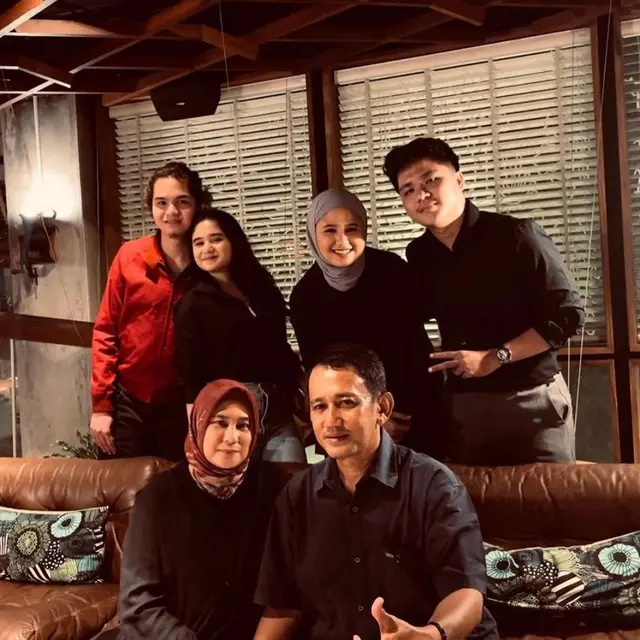 6 Potret Dul Jaelani di Perayaan Ultah Ibunda Tissa Biani, Sudah Akrab