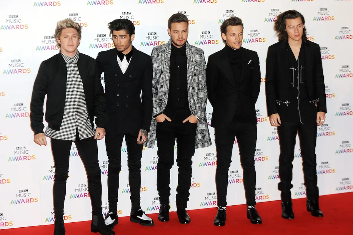 10 Gaya Pakaian Terbaik One Direction Sebelum Zayn Malik Vakum