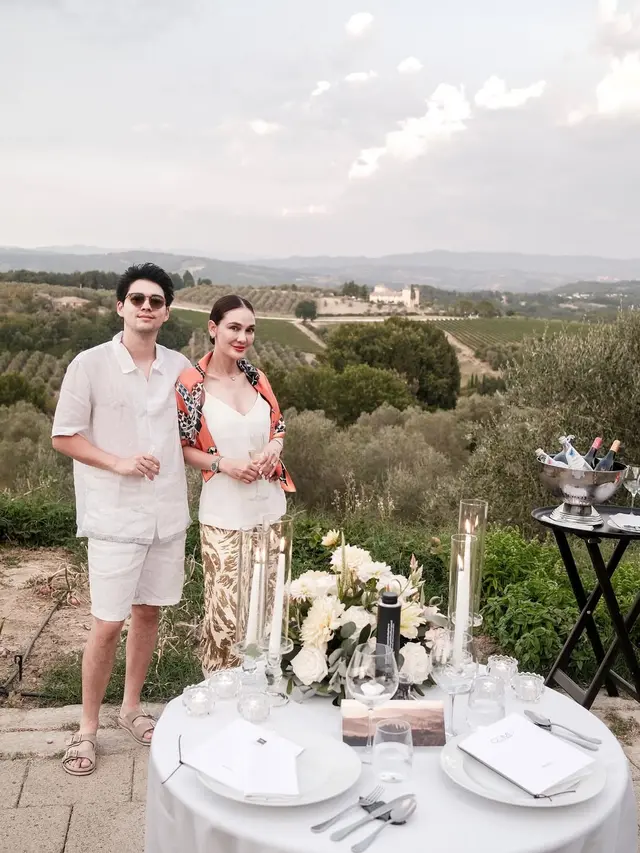 Semakin Lengket, Gaya Pasutri Luna Maya & Maxime Bouttier