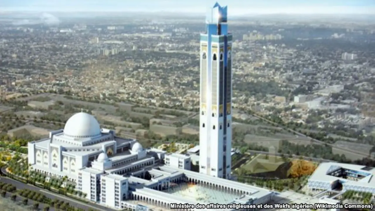 Aljazair Bangun Masjid dengan Menara Tertinggi di Dunia