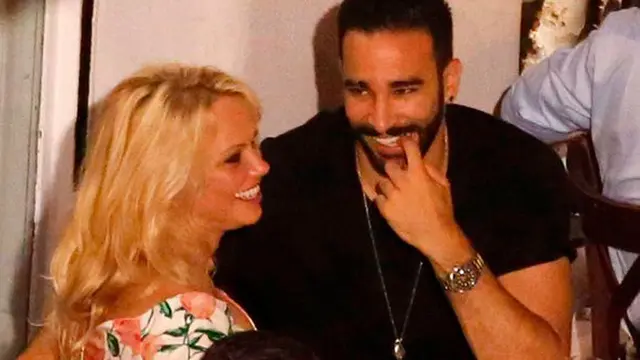 Pamela Anderson dan Adil Rami
