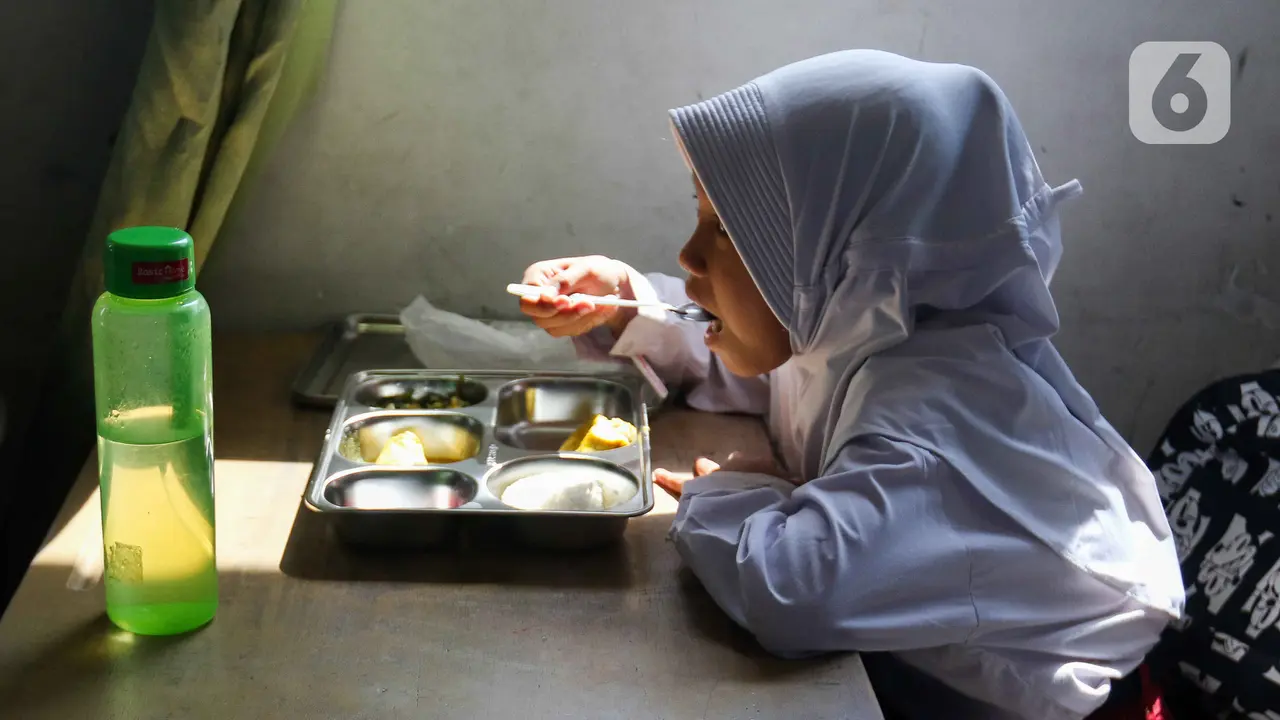 Resmi Diluncurkan, Seperti Ini Antusiasme Siswa Sekolah Dasar Santap Makan Bergizi Gratis