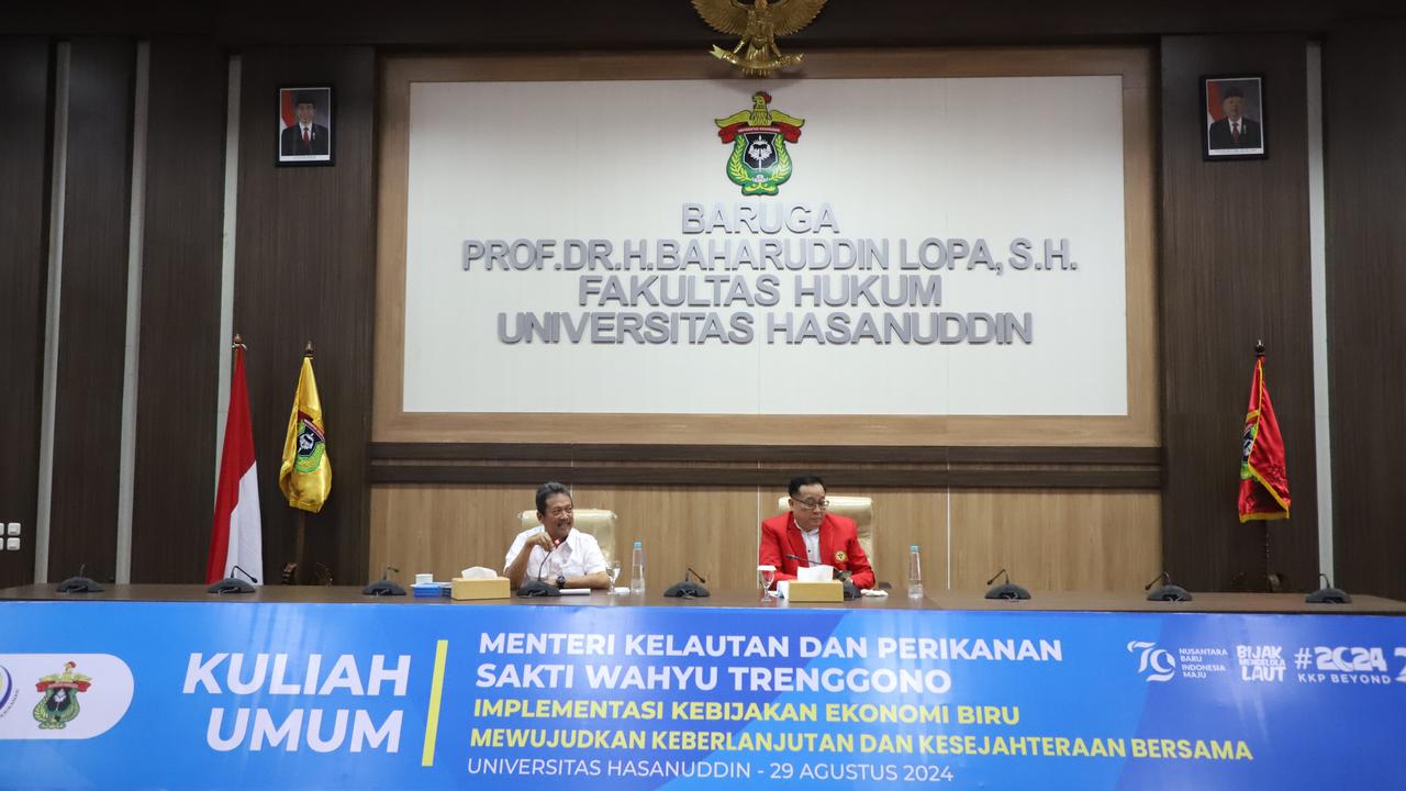 Menteri Kelautan dan Perikanan Sakti Wahyu Trenggono menantang universitas untuk membuat riset guna mewujudkan ketahanan pangan dunia. (dok KKP)