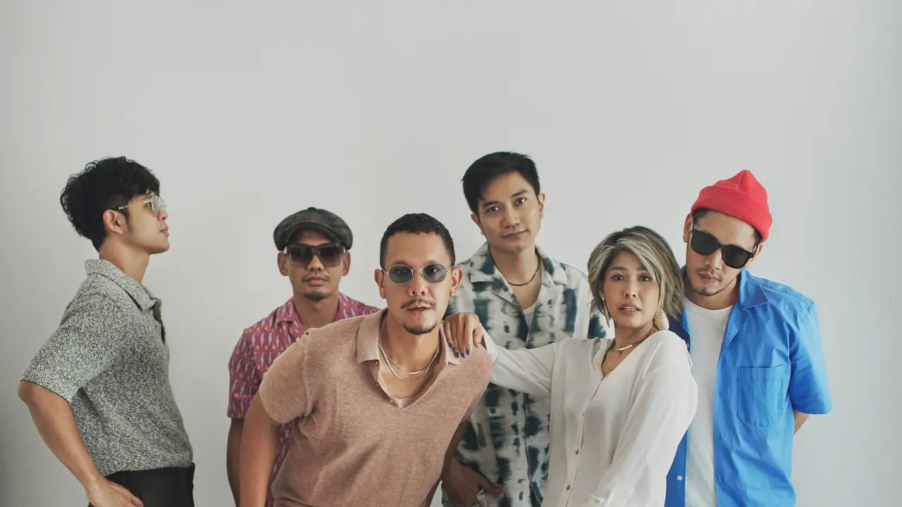 Maliq & D'Essentials