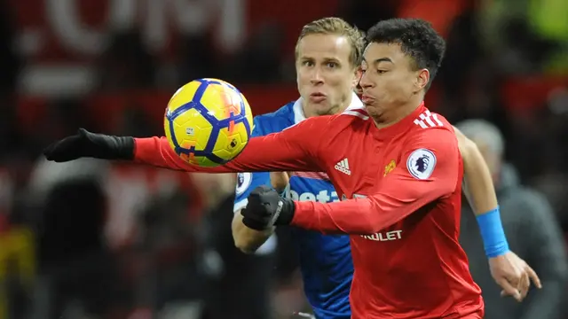 Manchester United Taklukkan Stoke City