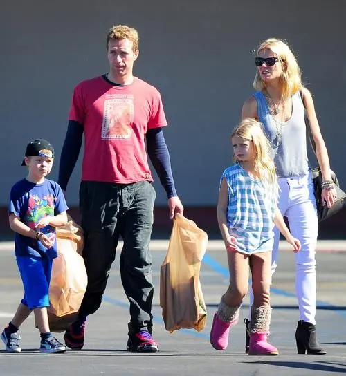 gwyneth paltrow and family