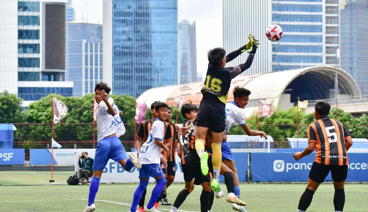 Kompetisi usia muda dinilai ideal apabila disusun berjenjang dari daerah ke nasional, menggunakan format liga dengan durasi panjang, memiliki regulasi yang konsisten, serta ditopang pendanaan dan infrastruktur yang memadai. (Dok. PT Gahora Indonesia Football)