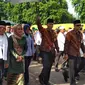 Wakil Presiden Ma’ruf Amin saat berkunjung ke Festival Tajug 2019 di Alun-alun Keraton Kasepuhan Cirebon. (Liputan6.com/Panji Prayitno)