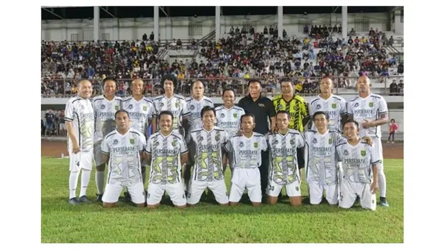 Resmi Hengkang, Ini 7 Potret Rendi Irwan dengan Tim Persebaya