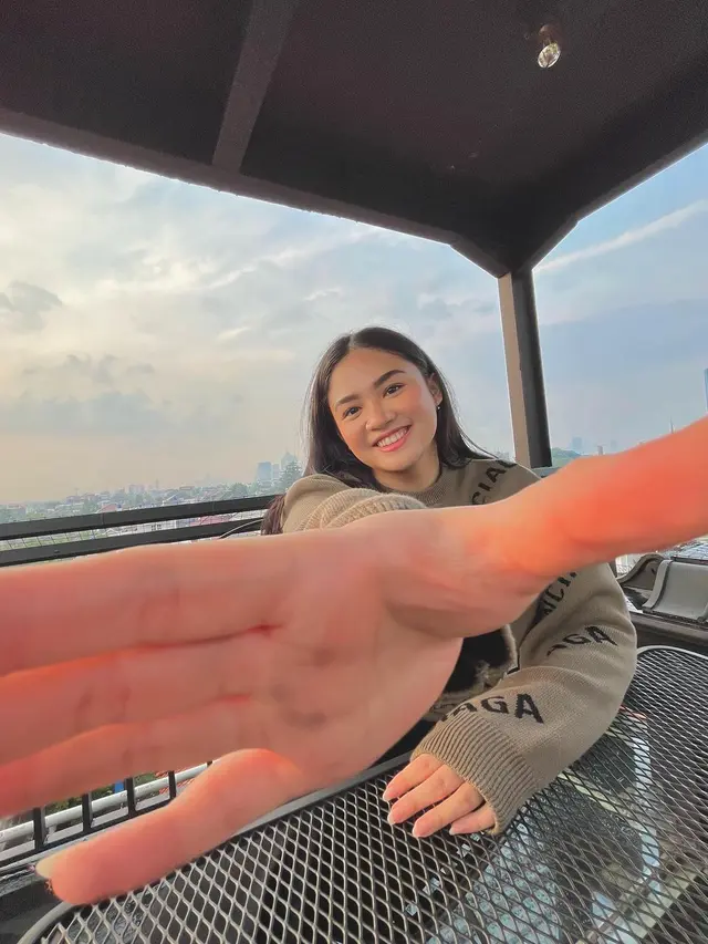 [Fimela] Potret Tiarani Savitri anak sulung Mulan Jameela