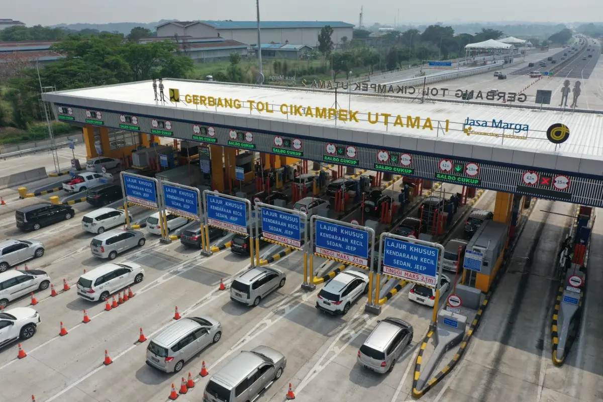PT Jasa Marga yang akan memberikan diskon sebesar 20 persen untuk tarif terjauh di Jalan Tol Jakarta-Cikampek bagi pemudik yang mudik Lebaran lebih awal.