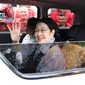 Presiden Kelima RI Megawati Soekarnoputri dengan bersemangat singgah ke kantor DPC PDI Perjuangan (PDIP) Kabupaten Ende dan menyapa ratusan kader yang sudah menunggu dengan antusias. (Foto: Dokumentasi PDIP).