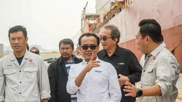 Sekretaris Kementerian Koordinator Bidang Perekonomian Susiwijono Moegiarso selaku Plt Sekretaris Jenderal Dewan Nasional KEK dalam Rapat Kerja Evaluasi Perkembangan KEK Triwulan III di Bintan, Kepulauan Riau, Jumat (5/10/2023). (Dok Kemenko Perekonomian)