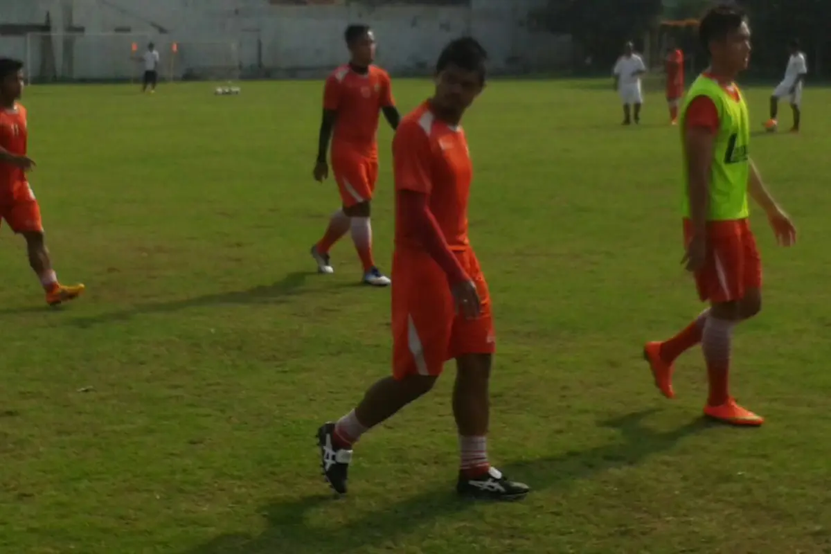 Bambang Pamungkas Ikut Latihan Bersama Persija Jakarta (Liputan6.com / Marco Tampubolon)