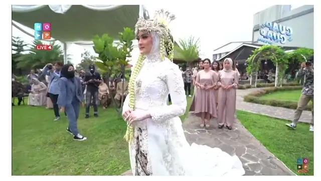 12 Momen Akad Nikah Ridho 2R dan Syifa, Berlangsung Khidmat dengan Adat Sunda