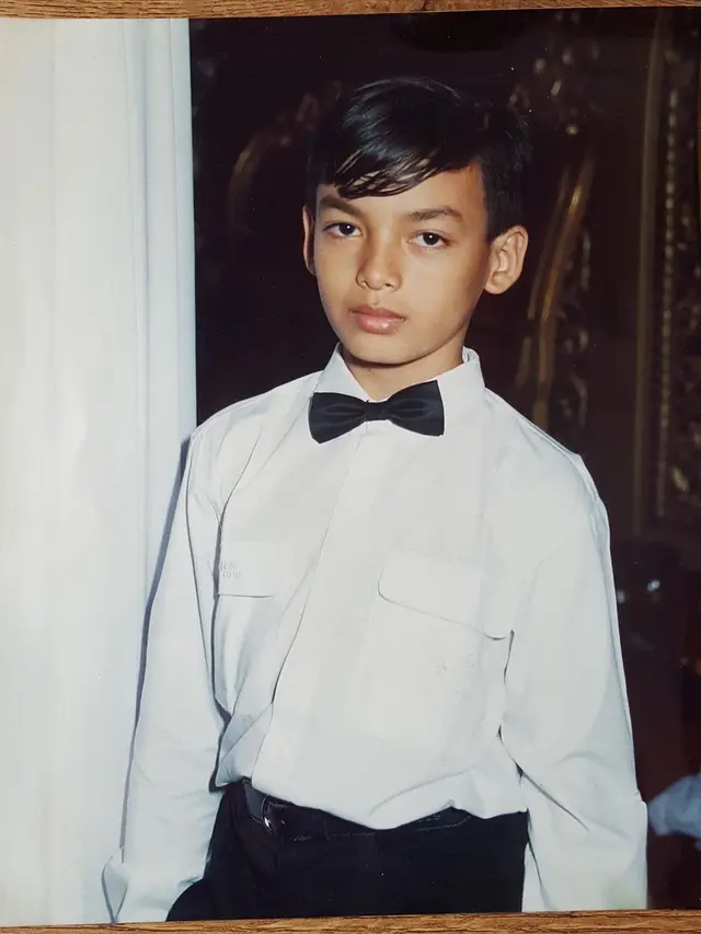 Masuki Usia 40 Tahun, Ini 6 Potret Masa Kecil Ben Joshua yang Curi Perhatian